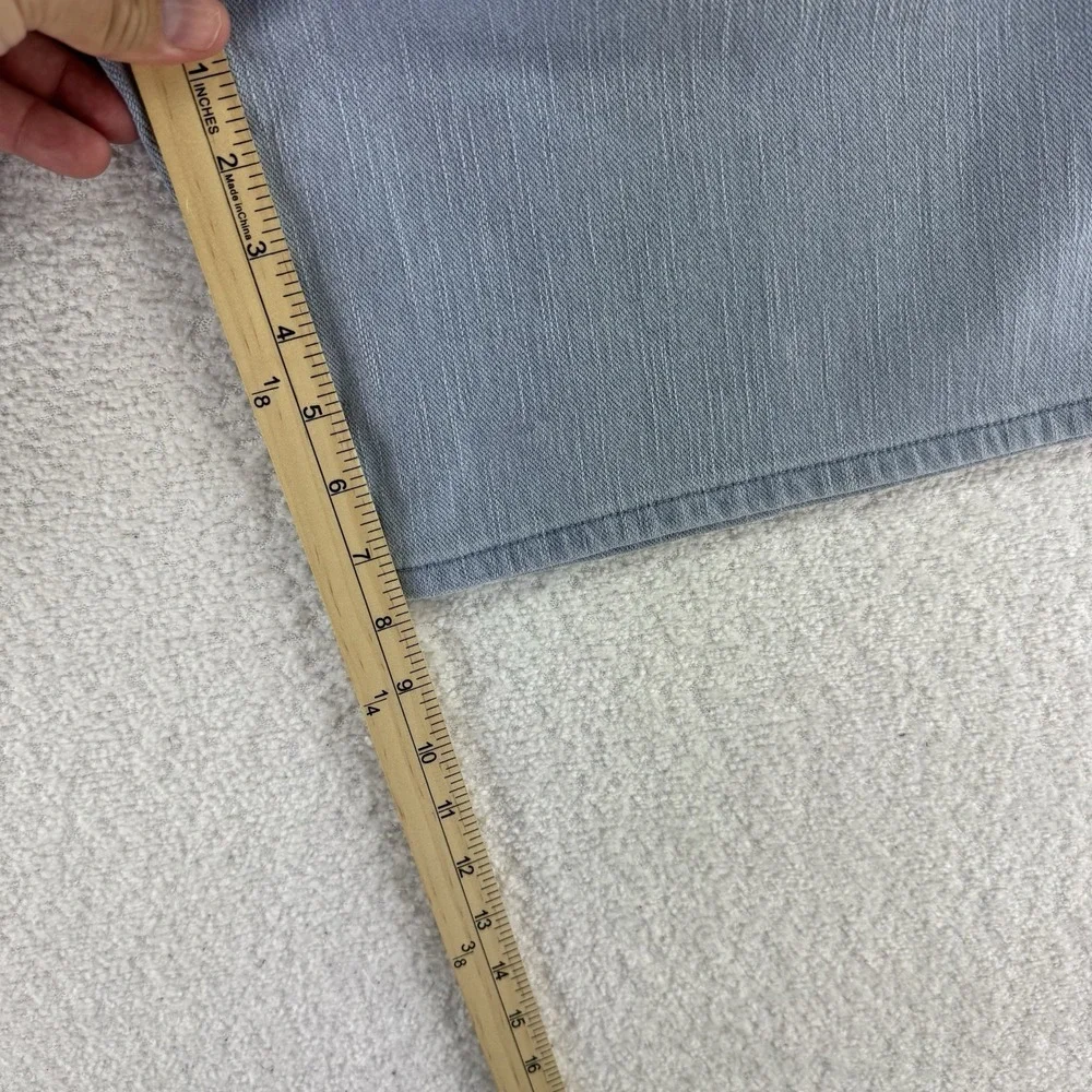 Belle by Kim Gravel Flexibelle Denim Shorts 28W Bleach Wash Blue